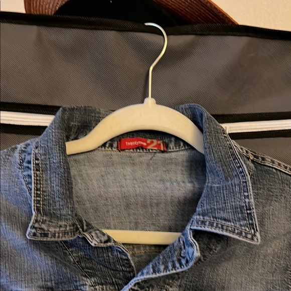 Rue Twenty-one Stylish Denim Jacket-EUC - Picture 3 of 11